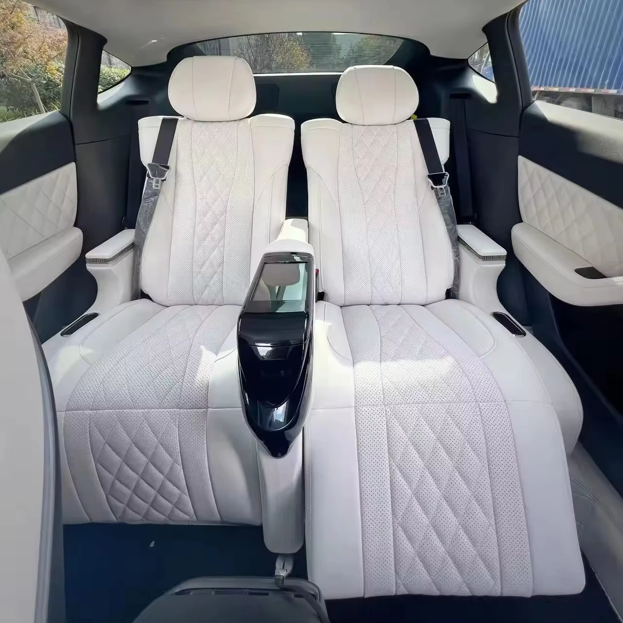 2024 Brand New luxury seats with central control for Tesla model Y