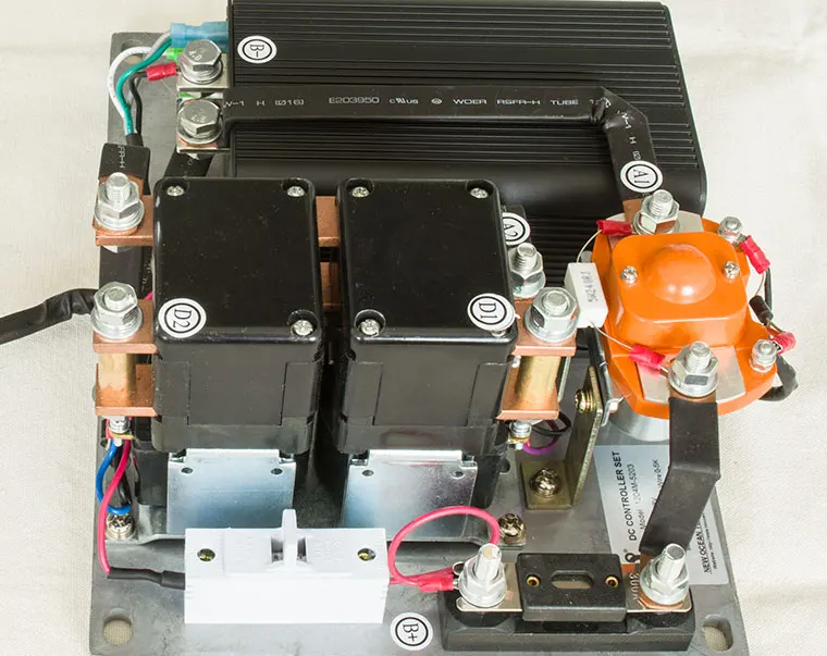 36-48VOLTS 1204M Curtis DC Motor Controller Assemblage 1204M-5305 for Golf Cars 36V / 48V - 325A