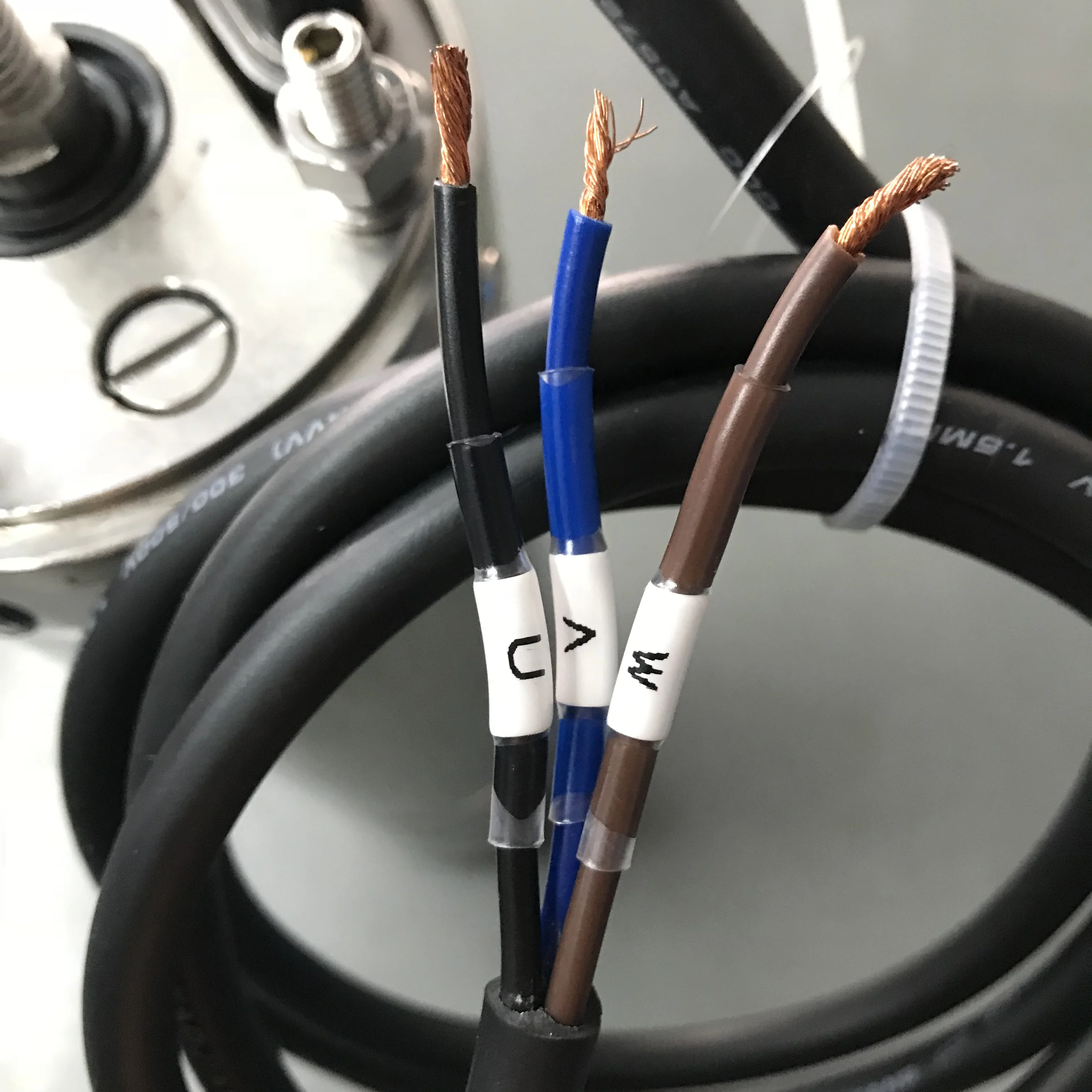  3SSH1.6/80-D36/400 3 дюйма 36V 0.5hp винтовой ротор работающий на постоянном токе от солнечных батарей Погружные