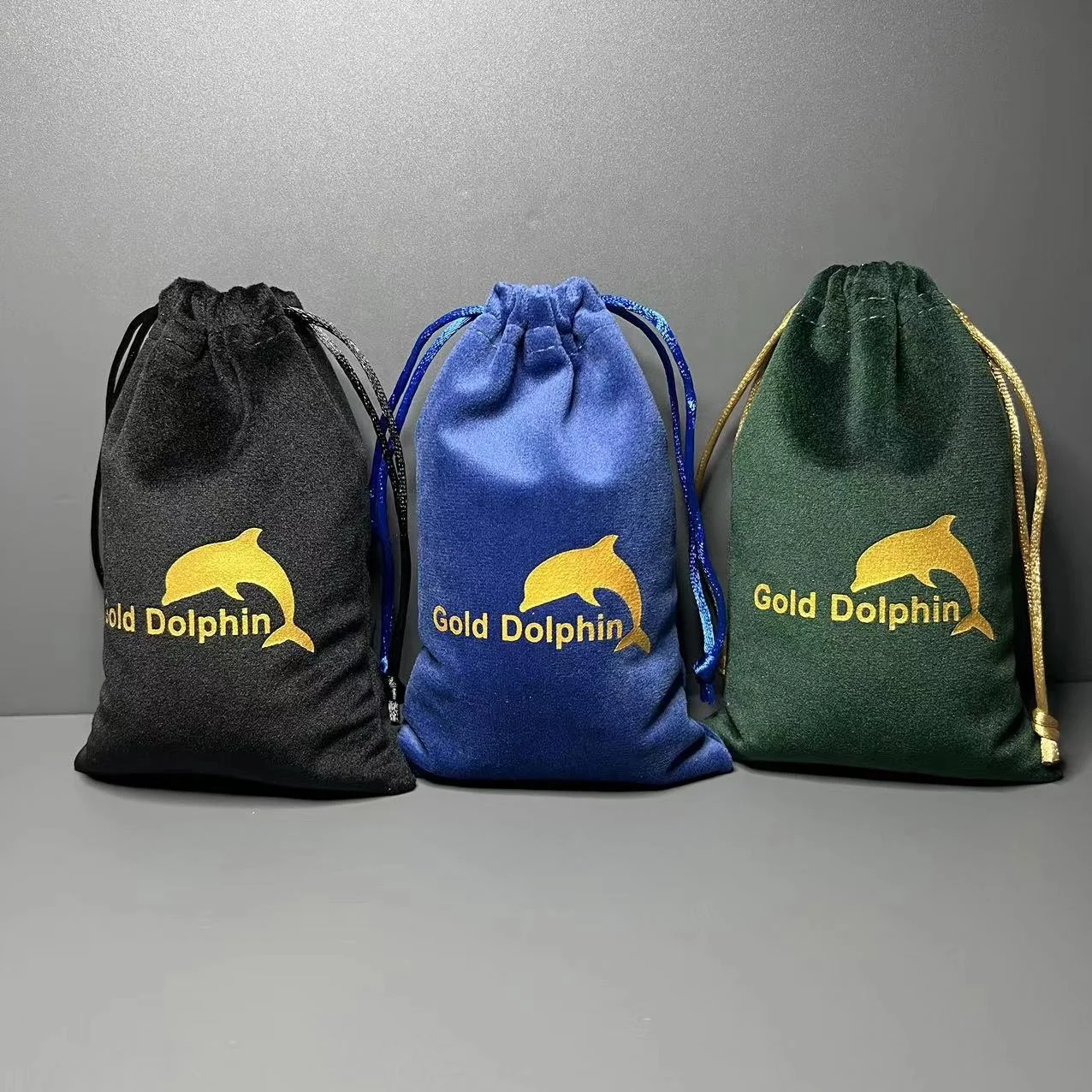 Soft Luxury Black Jewelry Velvet Bag Drawstring Pouch Bags Velvet Flannel Jewelry Pouch Velvet Bags for Gifts