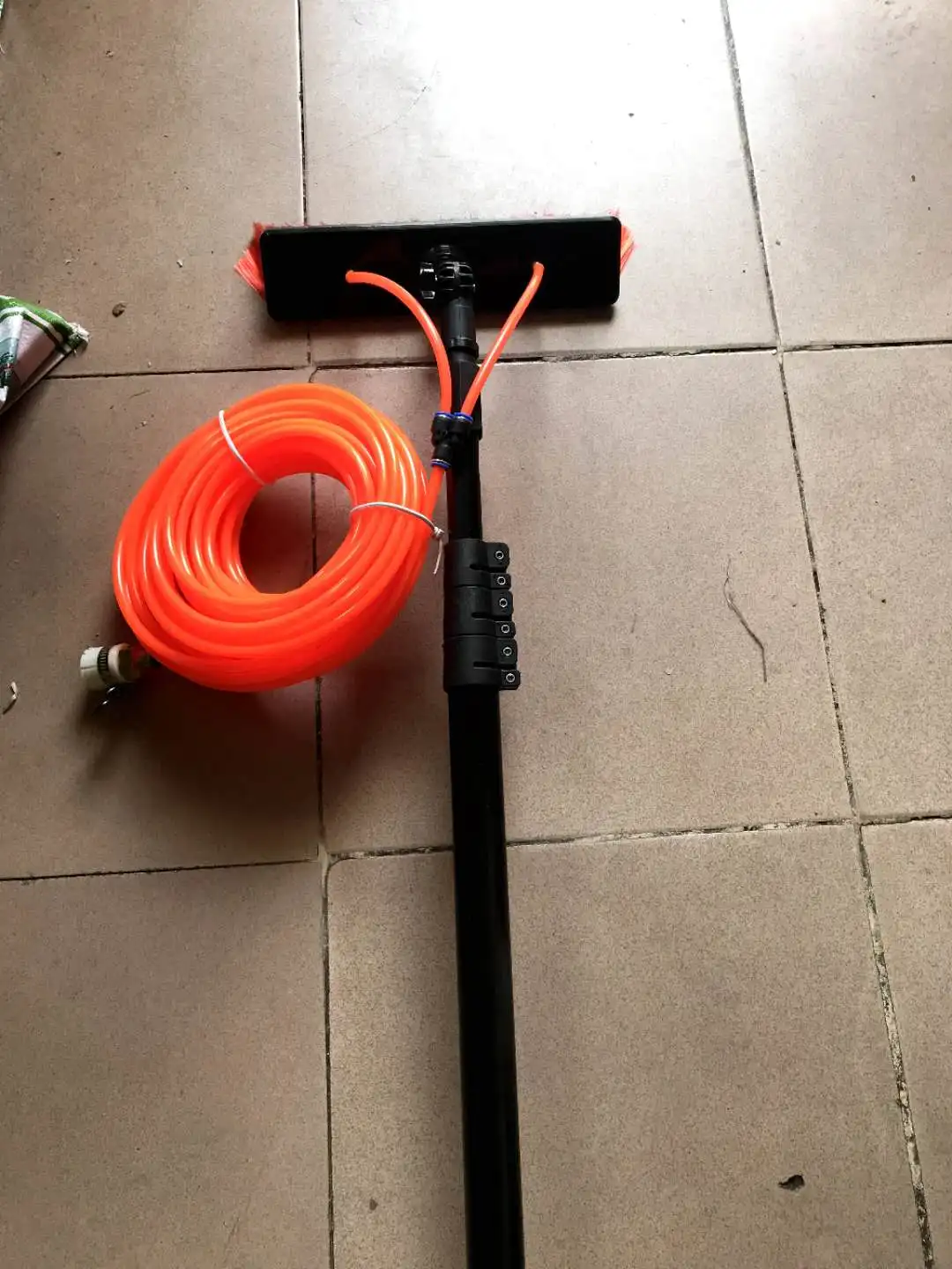 Hot Sale Good Price Telescopic Pole 6m Extension Rod Solar Panel Cleaning Brush