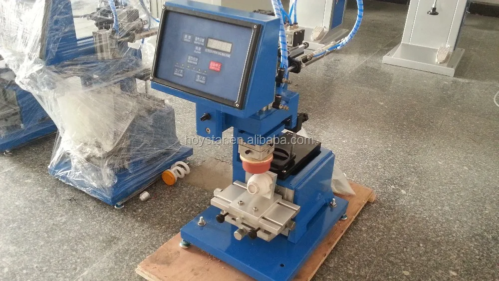 1 цветная подарочная коробка с принтом