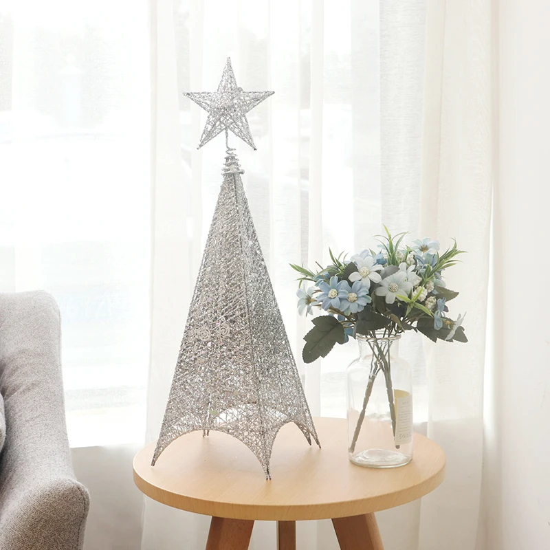 2021 Рождественская вечеринка Золотая Серебряная красная модная перерабатываемая кованая железная башня 90 см с четырьмя углами с блестками и подсветкой