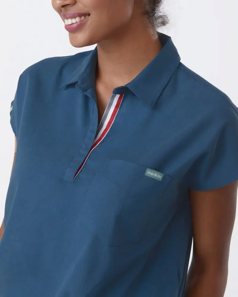 2022 new wholesale design   hospital uniforms medical workwear women Collared Scrub Top