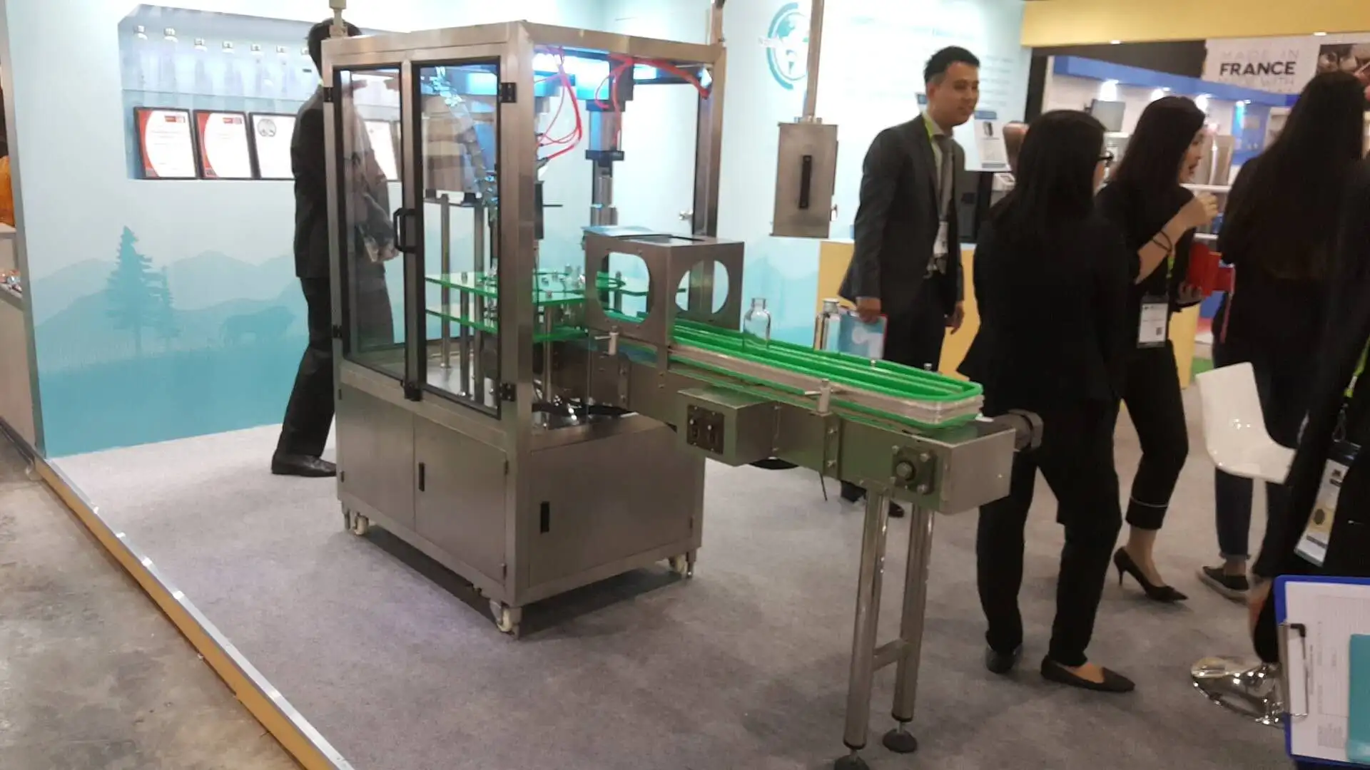 
Automatic glass bottle pure water/juice/Energy drinks/wine/ mini filling machine 