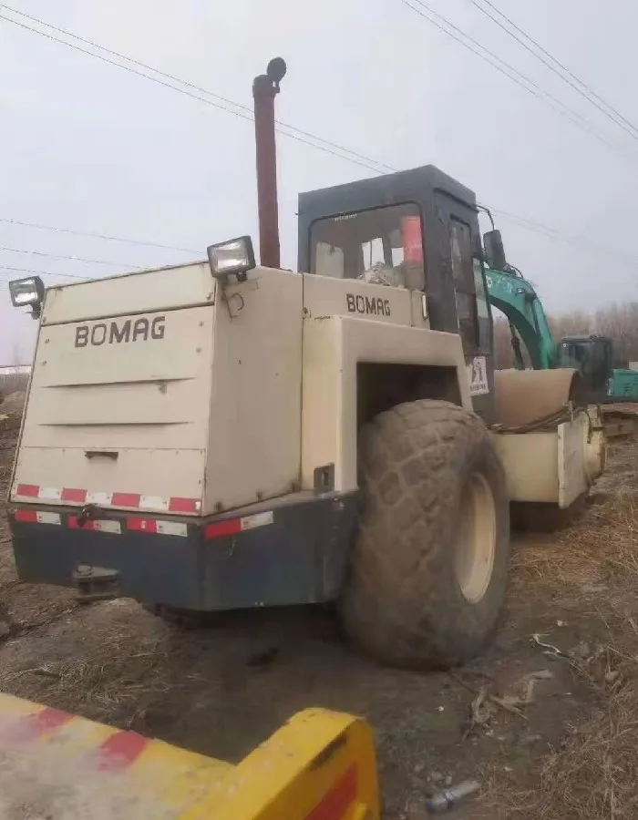 Б/у секундная стрелка BOMAG BW217D-2 BW24R б/у