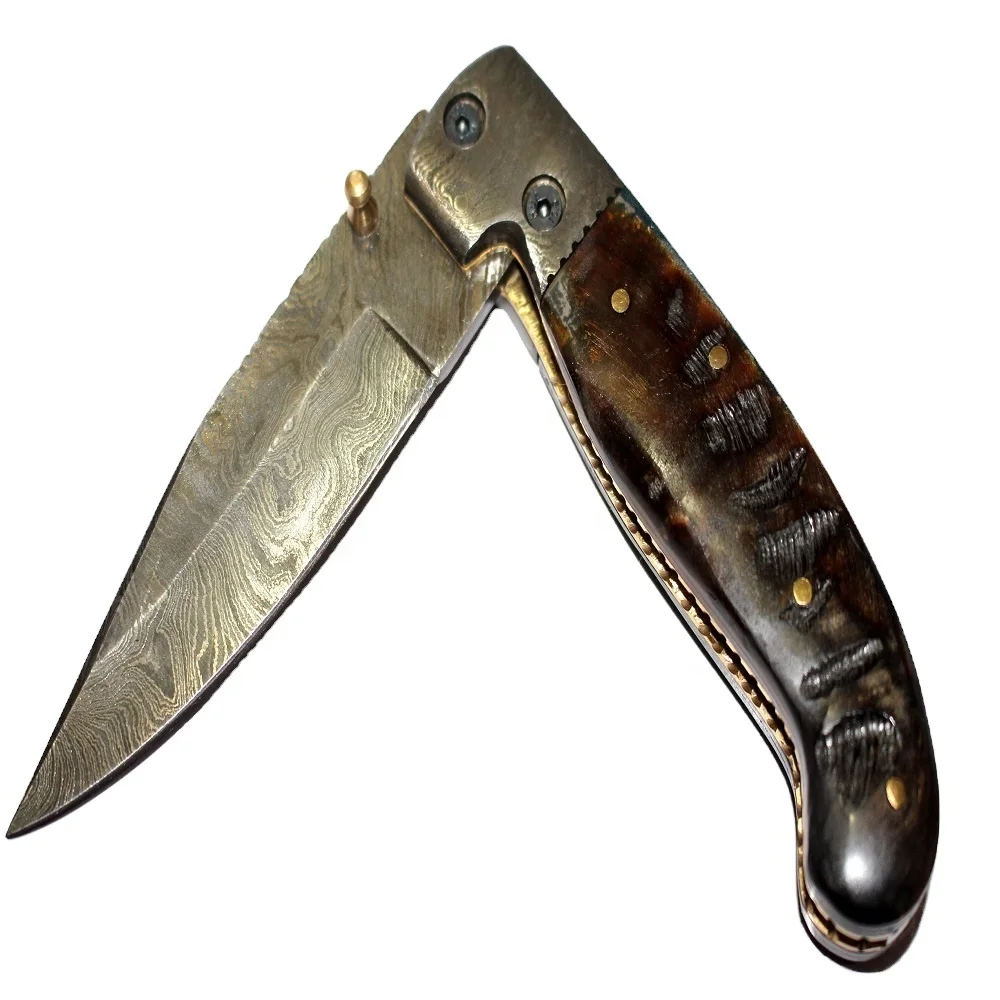 Складной карманный нож из дамасской стали с ручкой для костей.