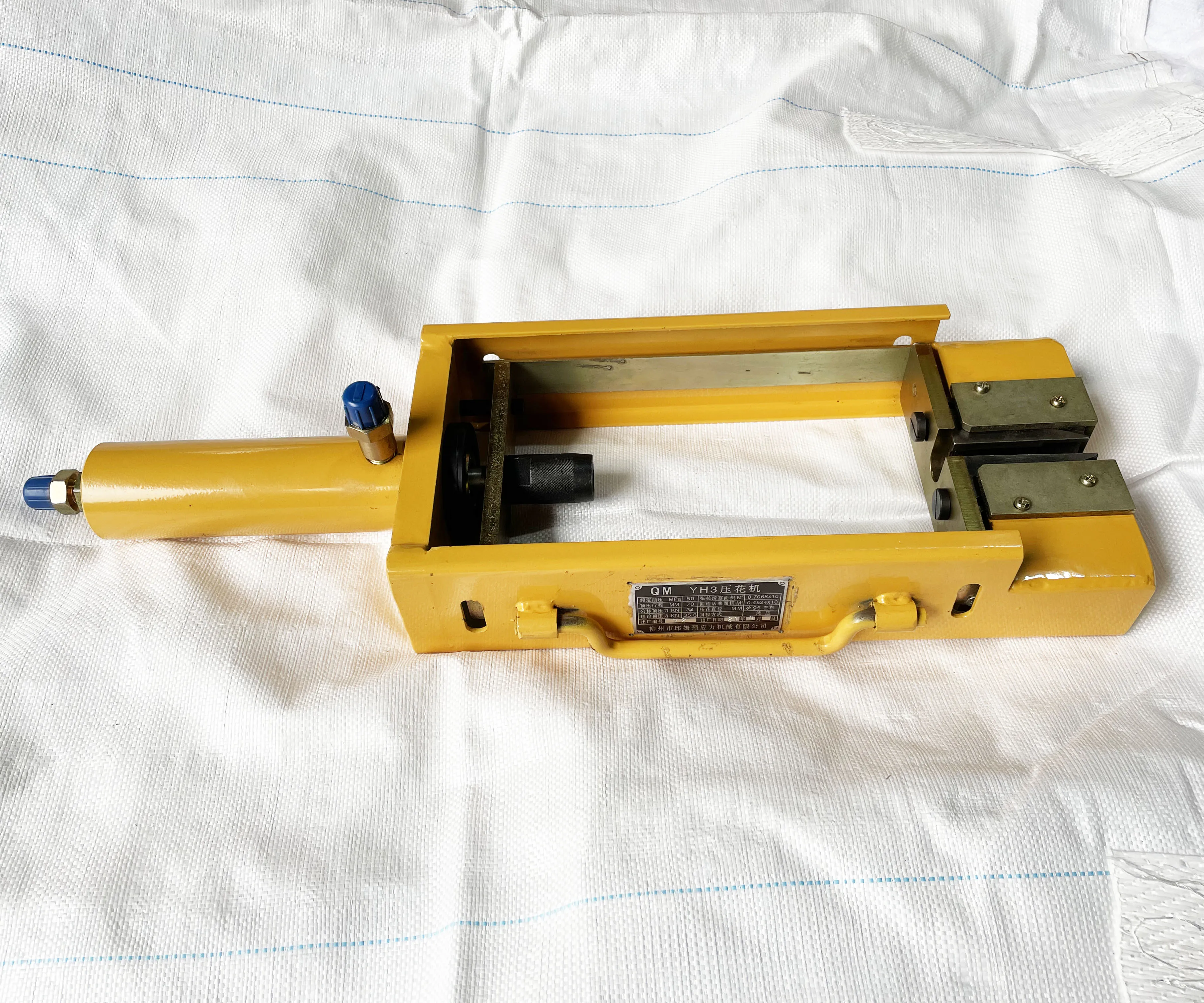 China supplier bulb embossing machine building material post tension work 12.7mm 15.2mm steel strand