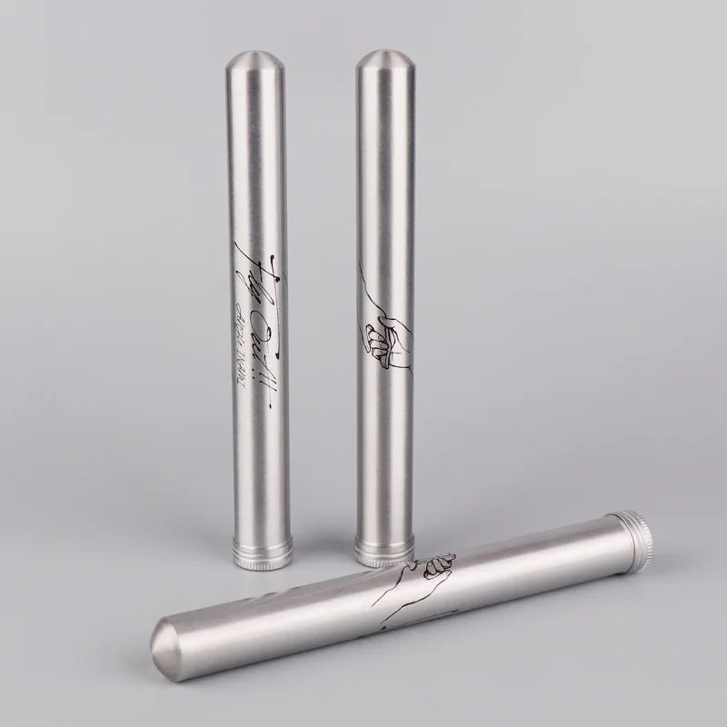 Металлическая стильная сигарная трубка для упаковки пользовательских сигарных трубок алюминиевая индивидуальная дорожная с кедровым винтовым колпачком
