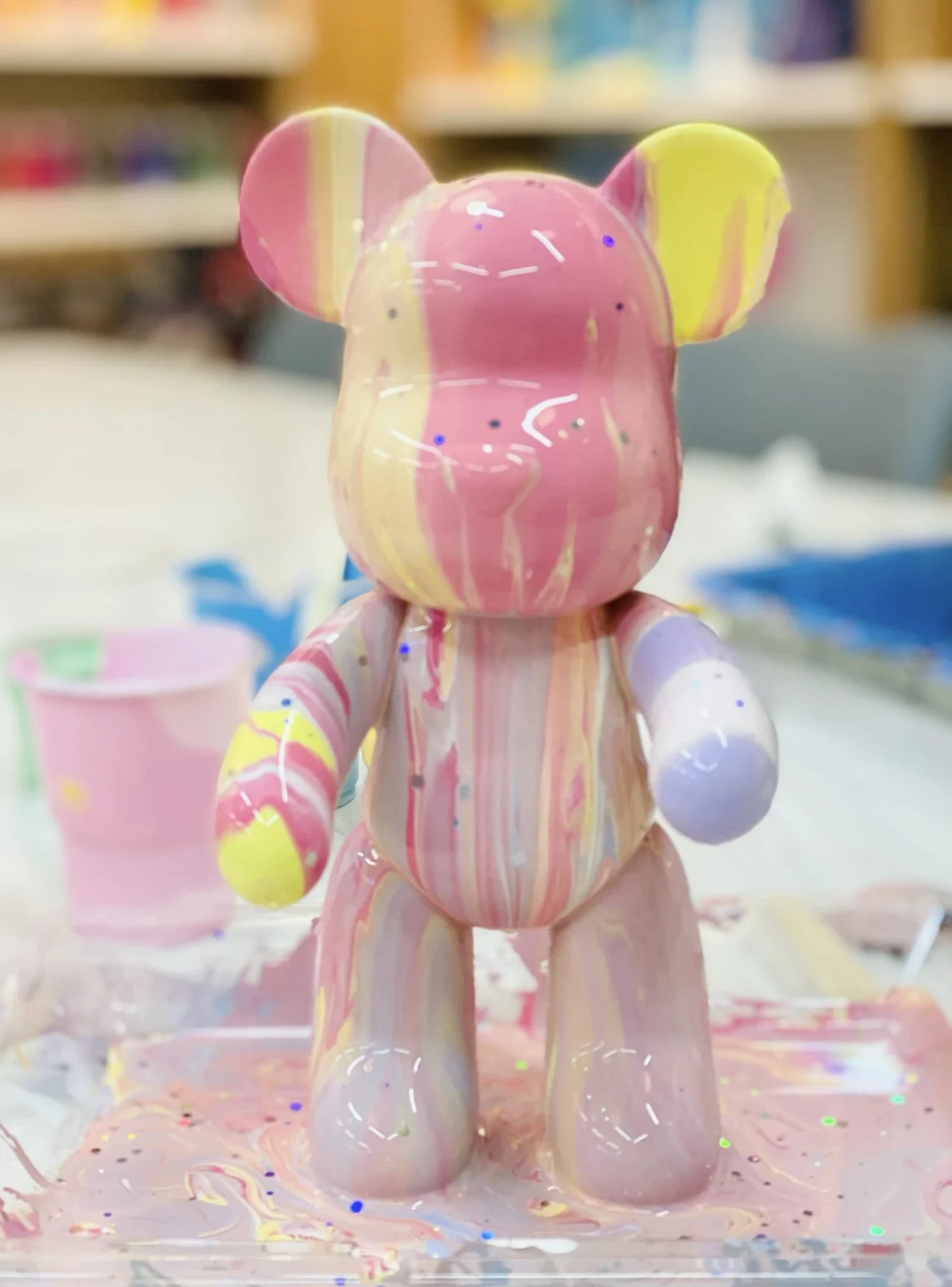 Miniature Resin Charms Fluid Violent Bear White Fluid Bear DIY Resin Crafts Figurines With Painting