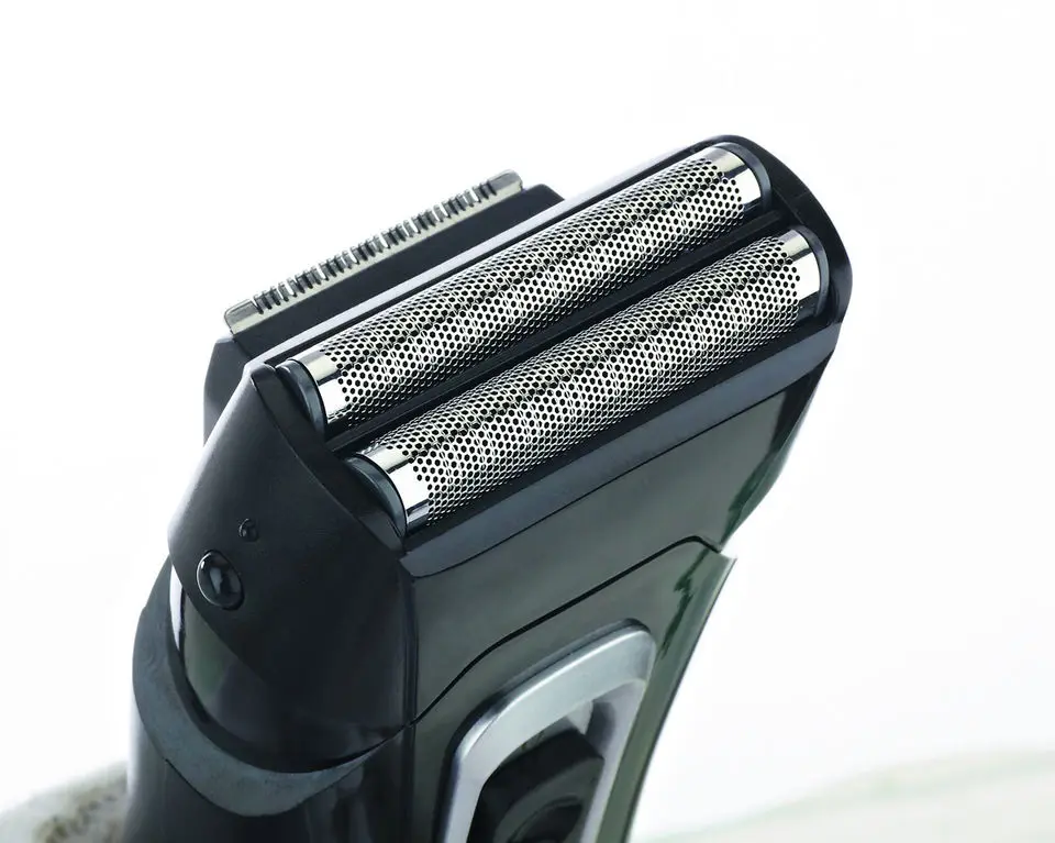 Rechargeable Stainless Steel Blade Cordless Safety Electronic Barber Shaver