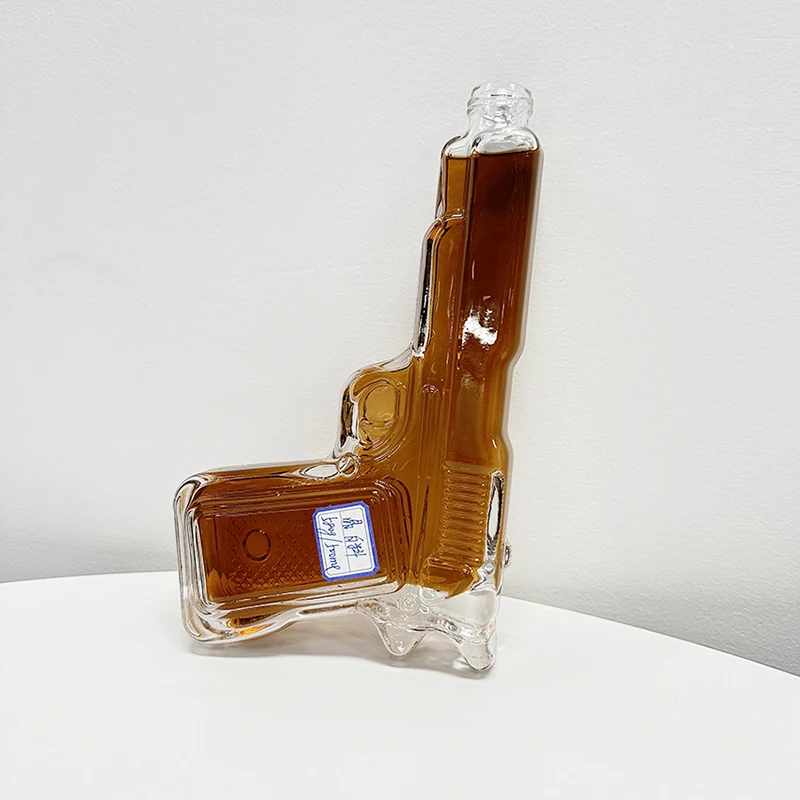 Custom New design Special Clear Gun Shape Bottle Brandy Gin Rum Tequila Whisky XO Vodka Spirits Bottle