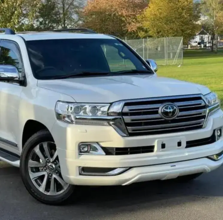 Использованный TOYOTA LAND CRUISER для продажи