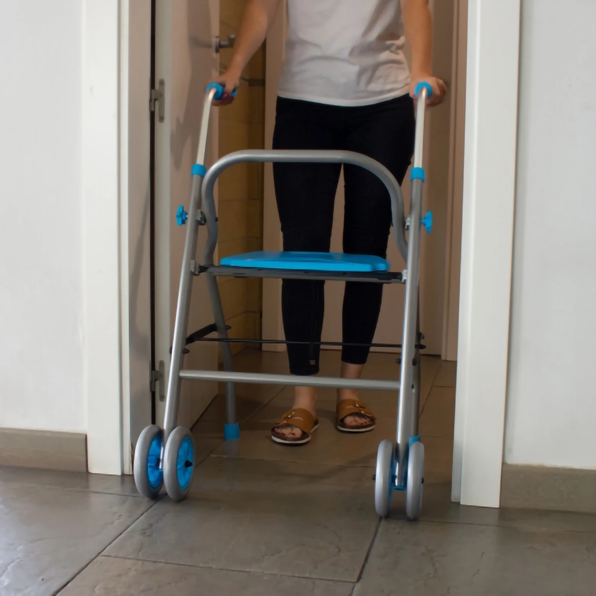 Hot Sale Best Quality Guarantee Mobiclinic Brand Easily Transportable Walkers For Export