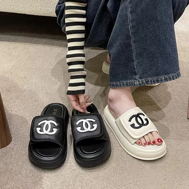 Small fragrant slippers women 2024 summer new  flip-flops casual fashion muffin thick bottom sandals