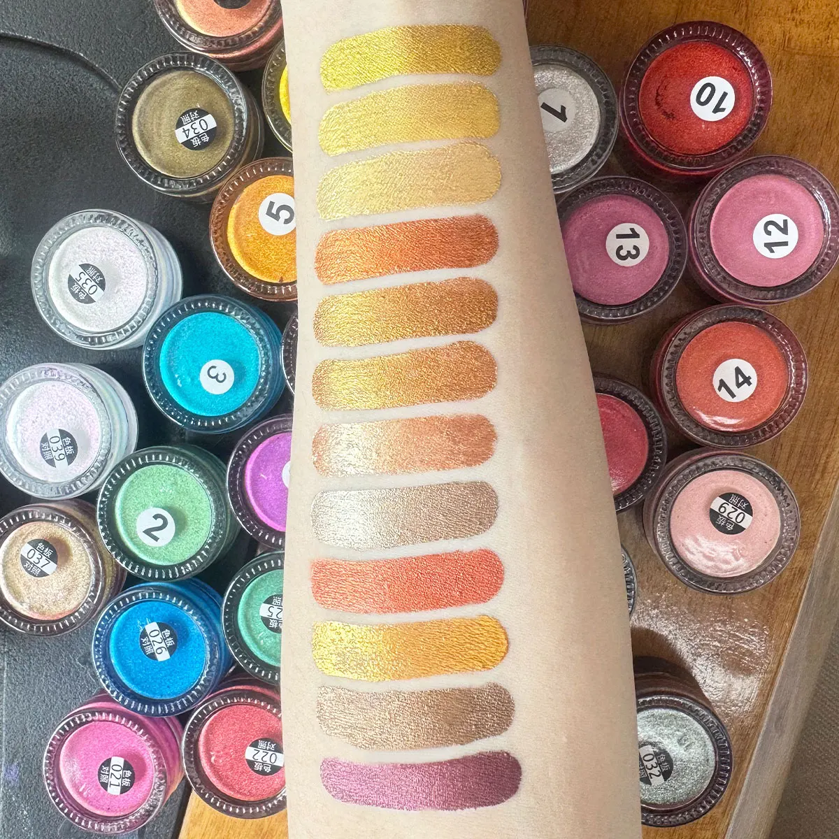 Custom logo makeup cream eye shadow long lasting waterproof high pigment shimmer glitter metallic eyeshadow