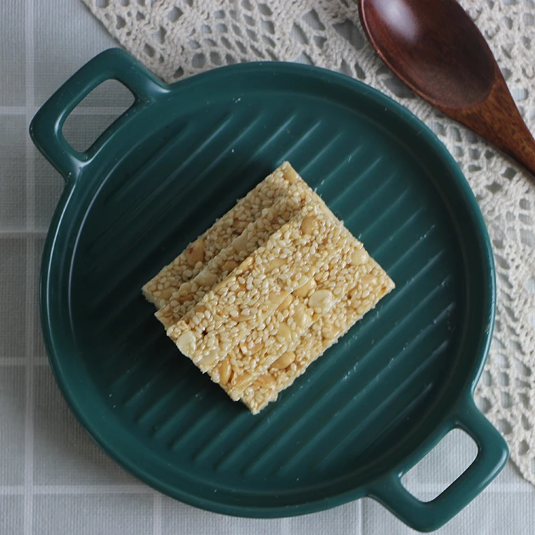 Handwork Delicious white Sesame Crisps, crispy, delicious and casual essential