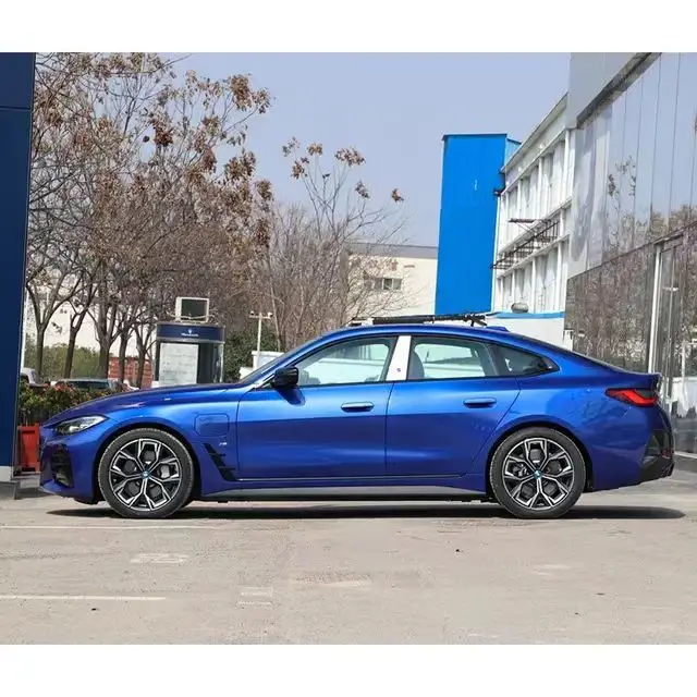2022 B M W i4 Подержанный роскошный автомобиль дешевый китайский электрический седан известный электромобиль для продажи длинный звонок новый спортивный