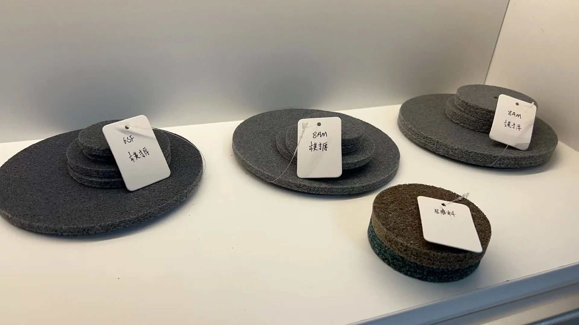 nonwoven polishing wheel