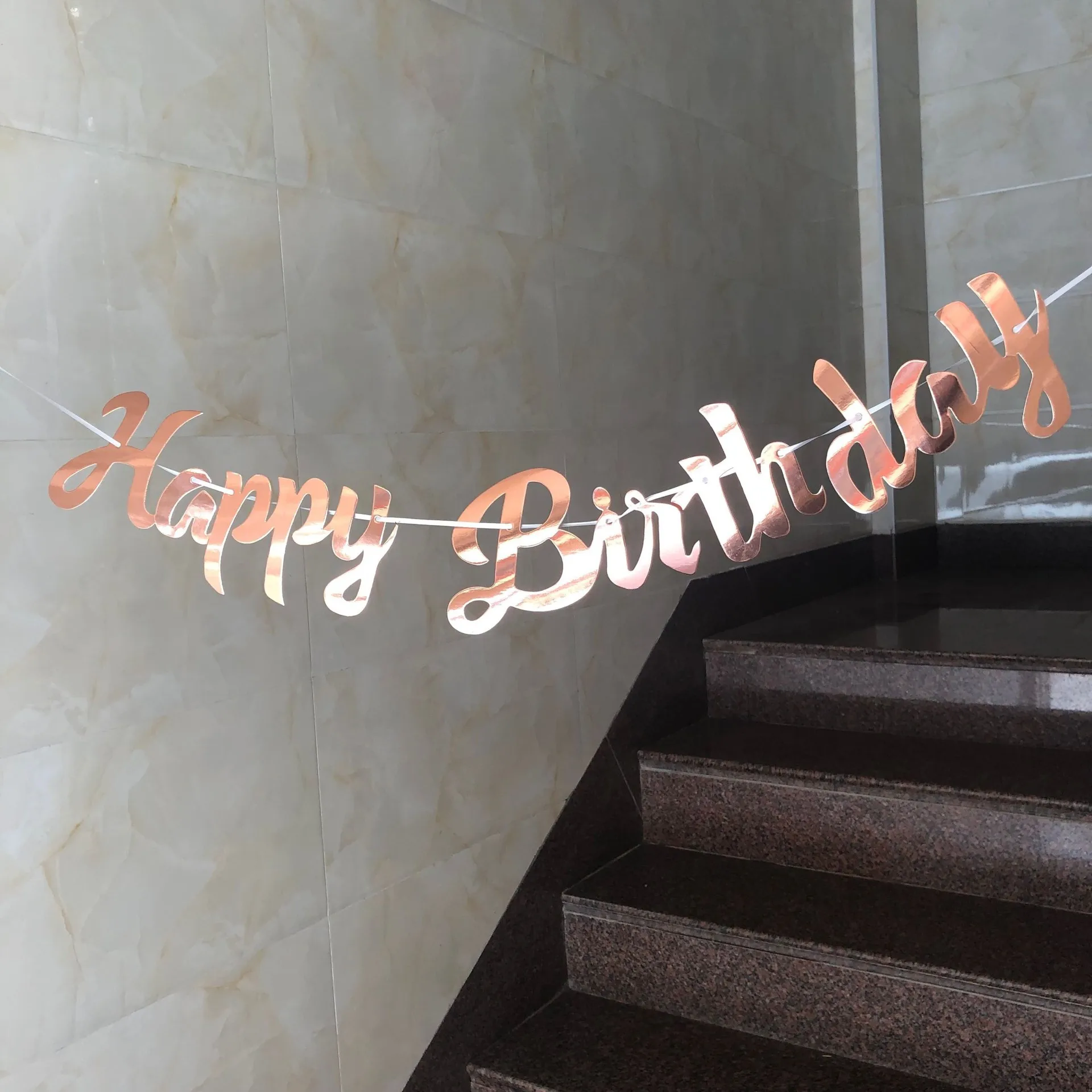 
Rose Gold Happy Birthday Dress Up Mirror Pull Flower Siamese Happy Birthday Letter Banner Pull Flag 