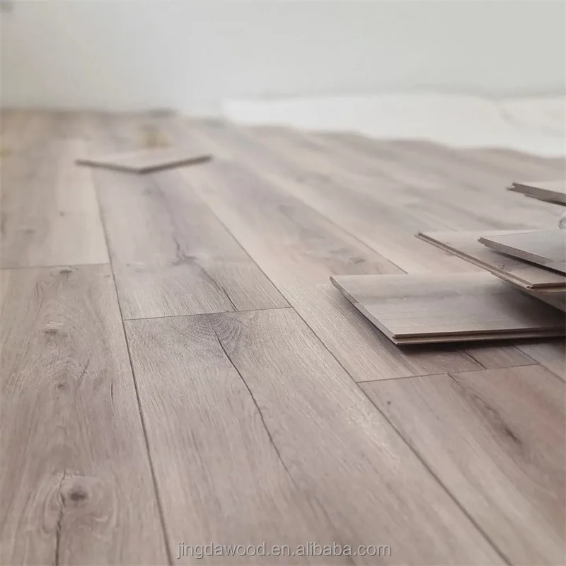 Modern Style Class 32 8mm 10mm 12mm Wooden Laminated Flooring Cheap Price Sale Product