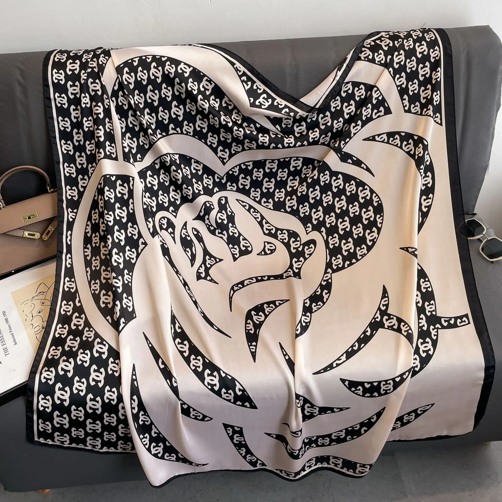 Wholesale 110 Square New Brocade Forged Silk Scarf  Silk Satin All Decorative Scarf Vintage Scarf