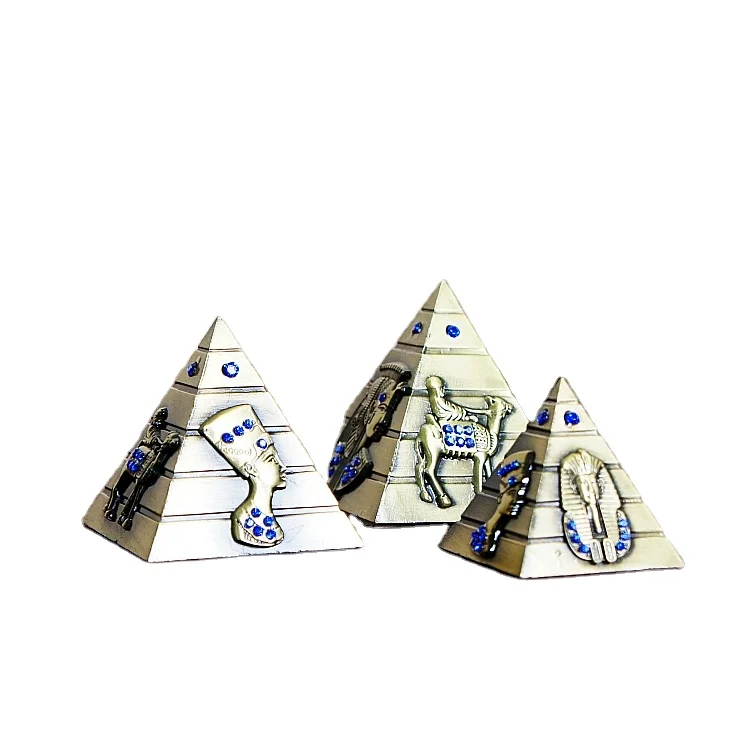 Yiwu Wholesale Metal Pyramid Model 3pcs One Set Egypt Tourist Souvenir Antique Pyramid sets