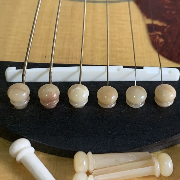 Hot selling Guitar Bridge Pins, Camel bone Pin Acoustic Guitar Strings Nail Pegs (white)