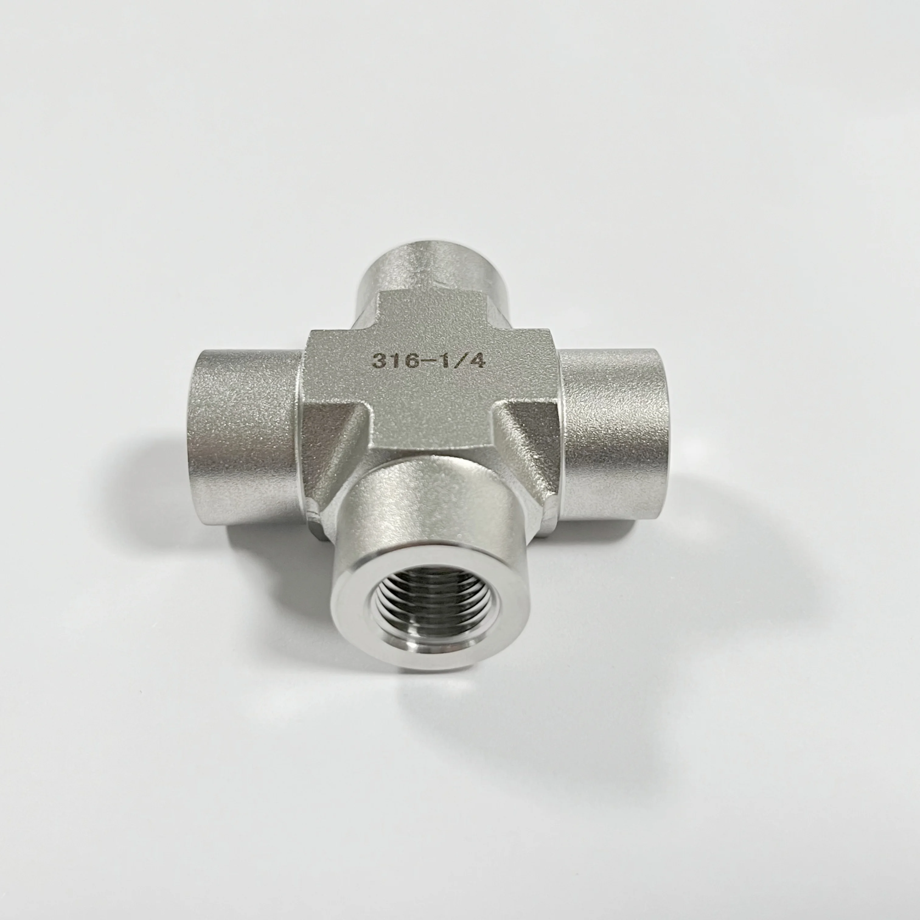 WAKAMASTU Factory wholesale 304 Stainless Steel 4 ways cross female threaded 1/8 NPT BSPT BSP JIC pipe tube connector fittings