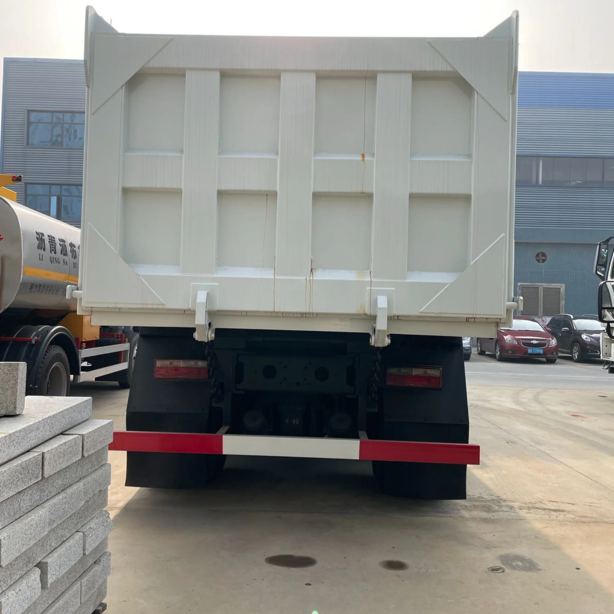 Factory Direct Hot Sale! chengli 350HP 6X4 6.2M Tipper Truck - Ultimate Performance for Container Hauling