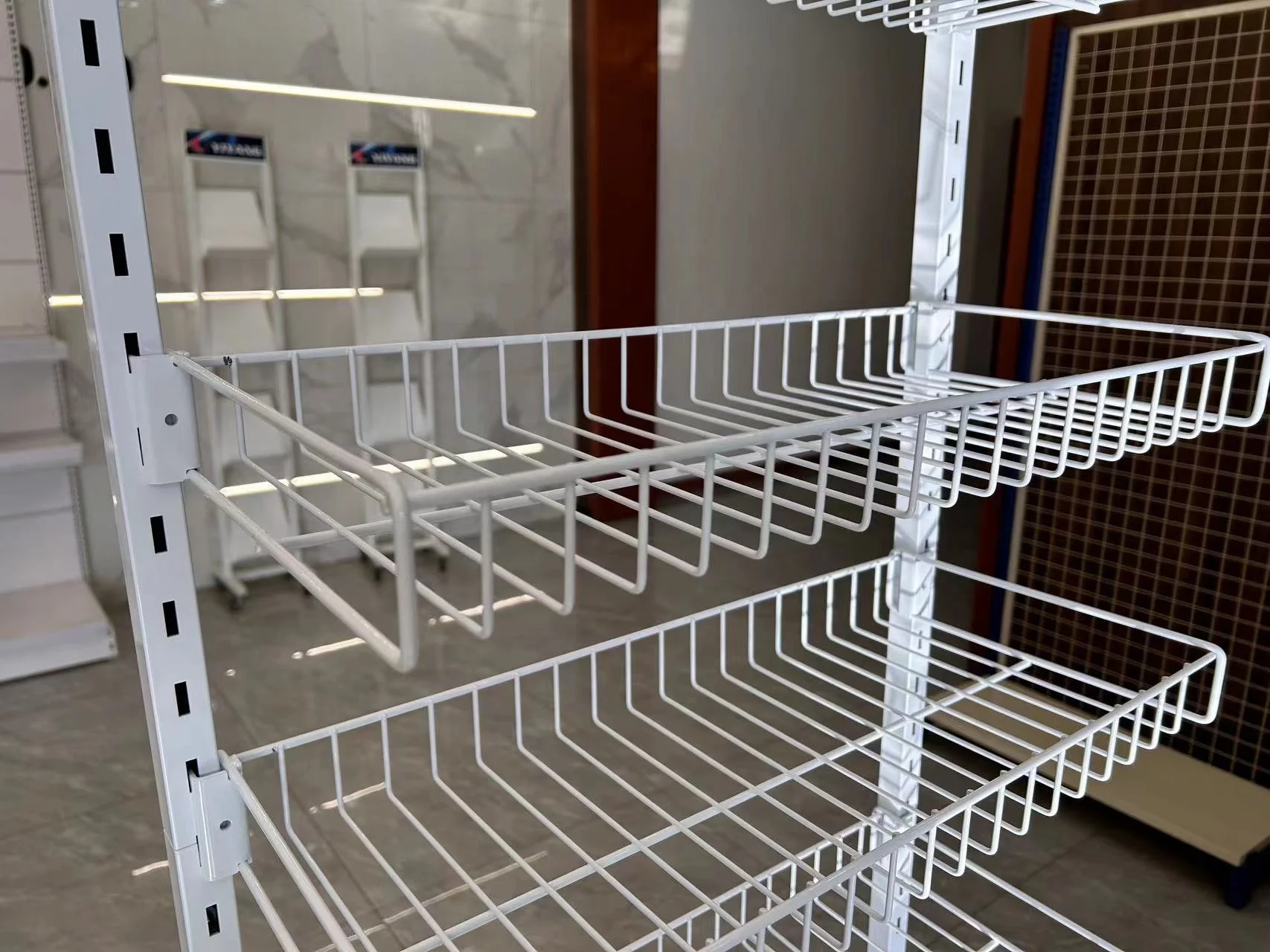 Supermarket metal display wire mesh basket stands metal shelf wire cage shelf