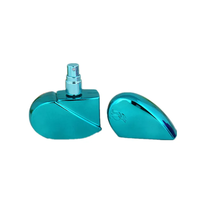 Hot Selling Wholesale Available Different Colors 25ml Heart Shaped Perfume Empty Bottles Portable Sweet Mini Perfume Bottle