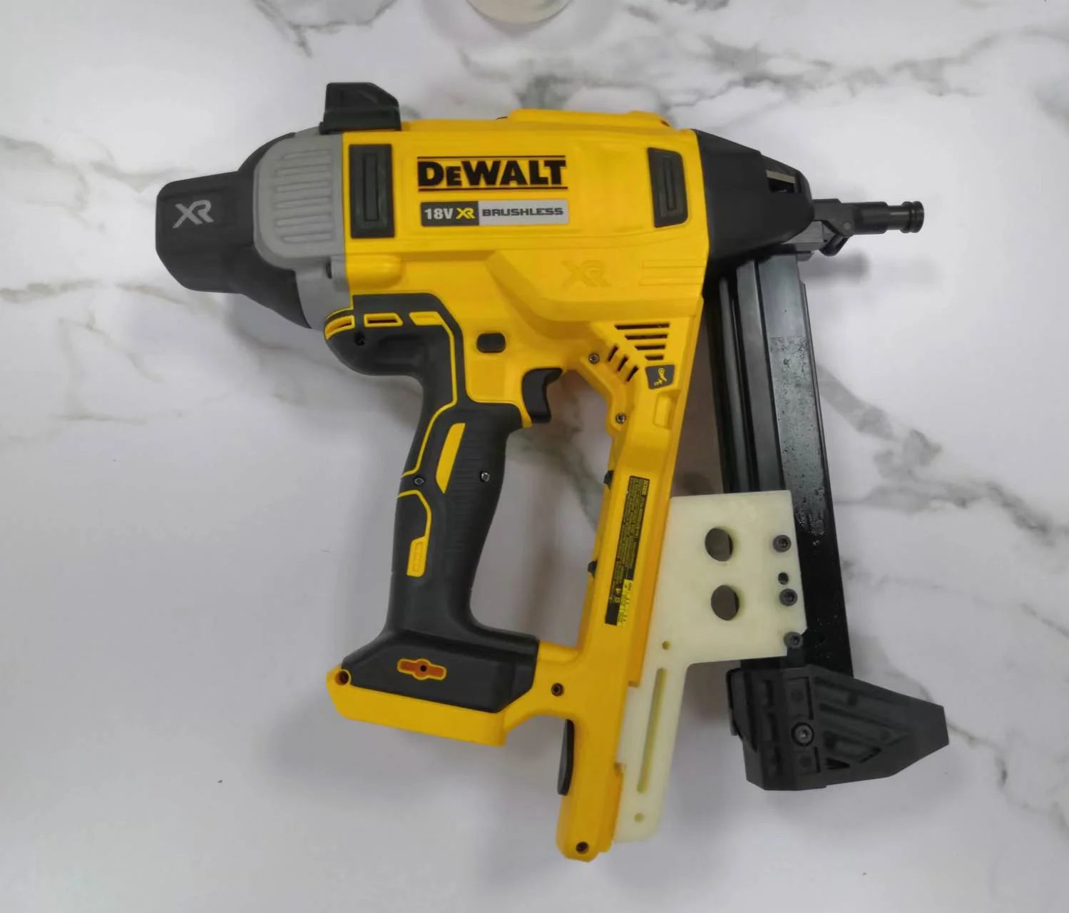 Газовый привод, пистолет для бетона