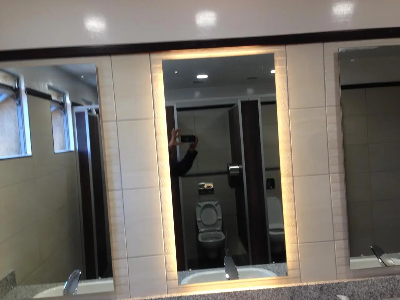 Modern Indoor Exterior Linear Strip Linkable Linear Light White Long Led Magnet Light