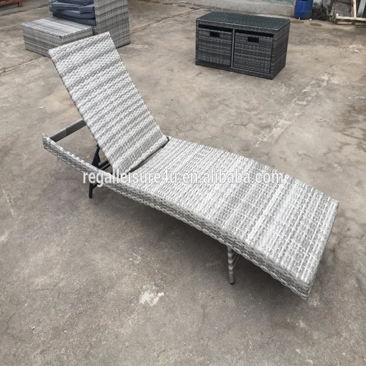 outdoor rattan KD sun lounger with cushion RL-R082B