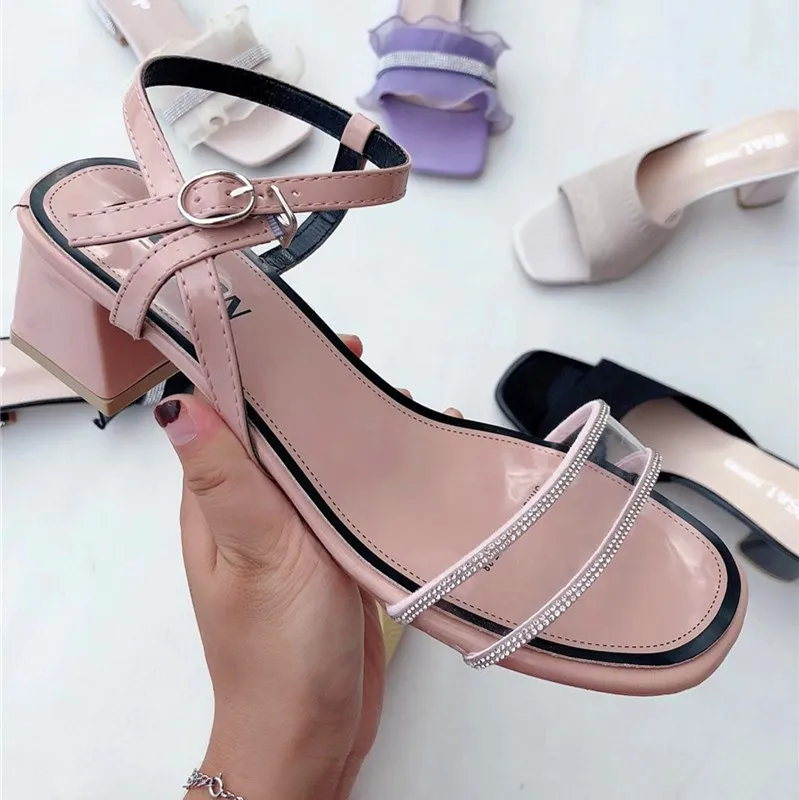 
XH785 Made in China cheap ladies slippers summer sandals of various styles 