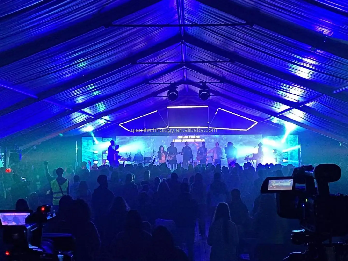 magic bar13.jpg
