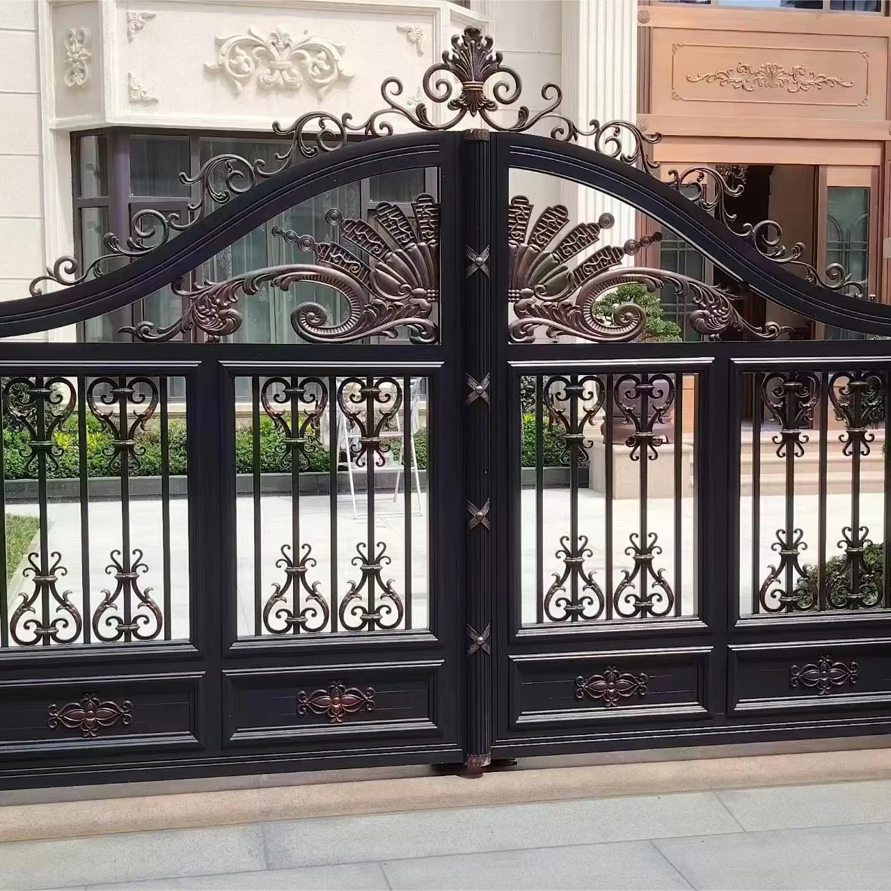 Grand Solem 3D Model Metal Security Fence Chinese Courtyard Style Wood Steel Panels Gardens Farms Sports Pressure Treated Mesh