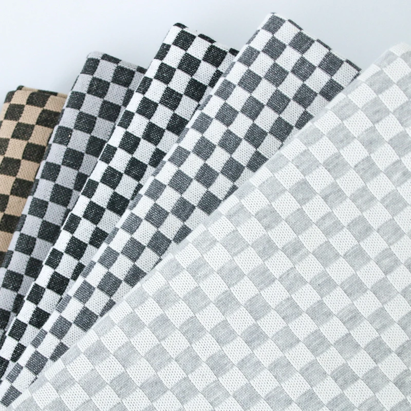 Wholesale checkerboard pattern 75%polyester 25%cotton knitted plaid fabric 320gsm for pajamas