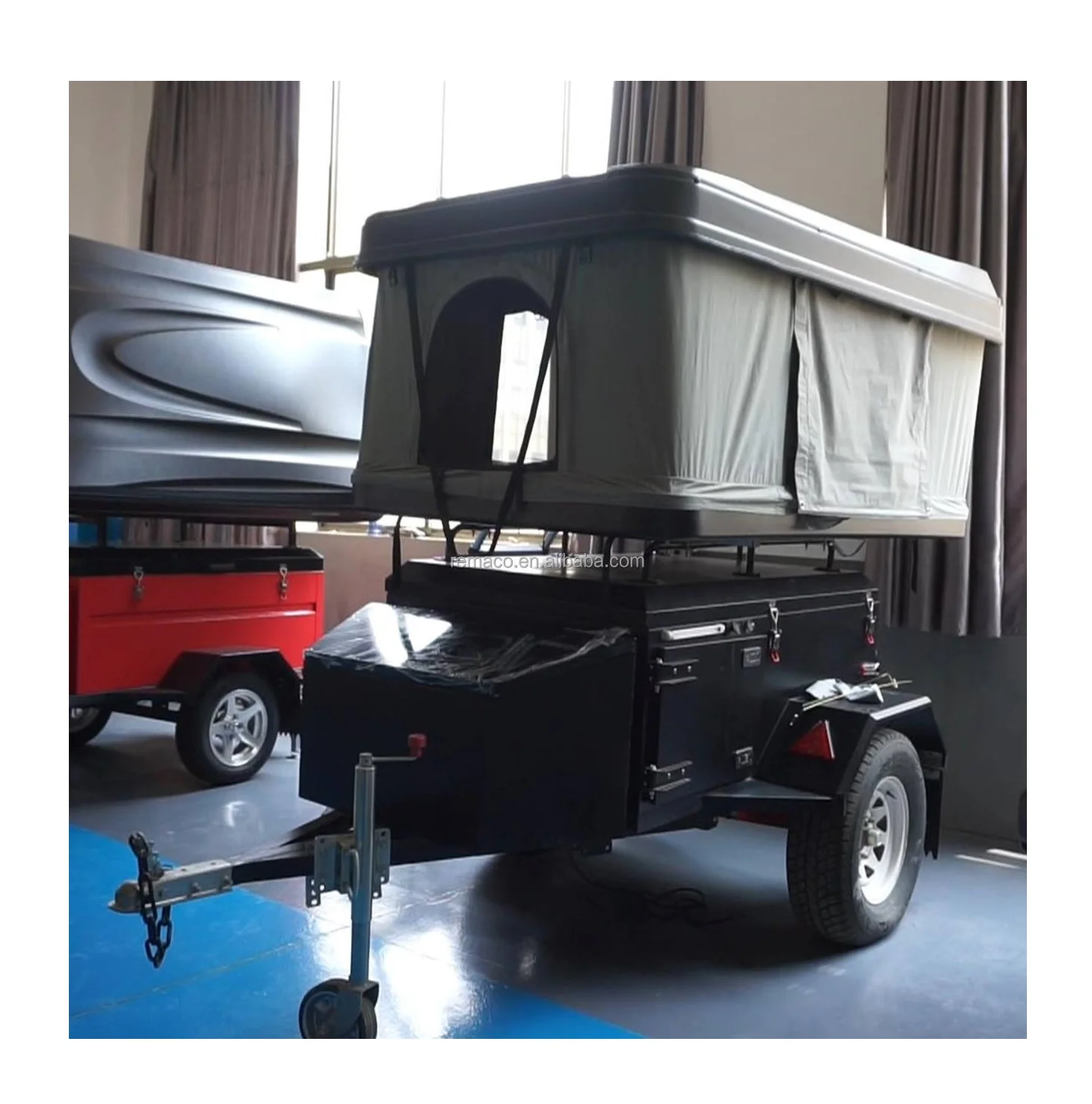 Outdoor Adventure Travel Trailer Offroad Caravan Roof Top Tent Trailer for Camping and Travel