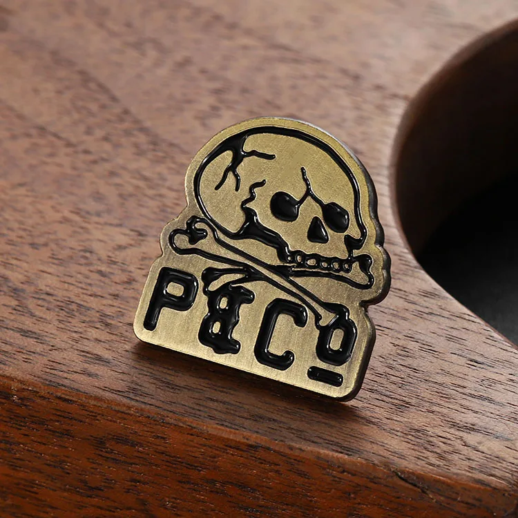 Manufacturer Custom Badge 2025 Halloween Gifts Zinc Alloy Metal Pins Small 2d Funny Brass Soft Enamel Lapel Pins