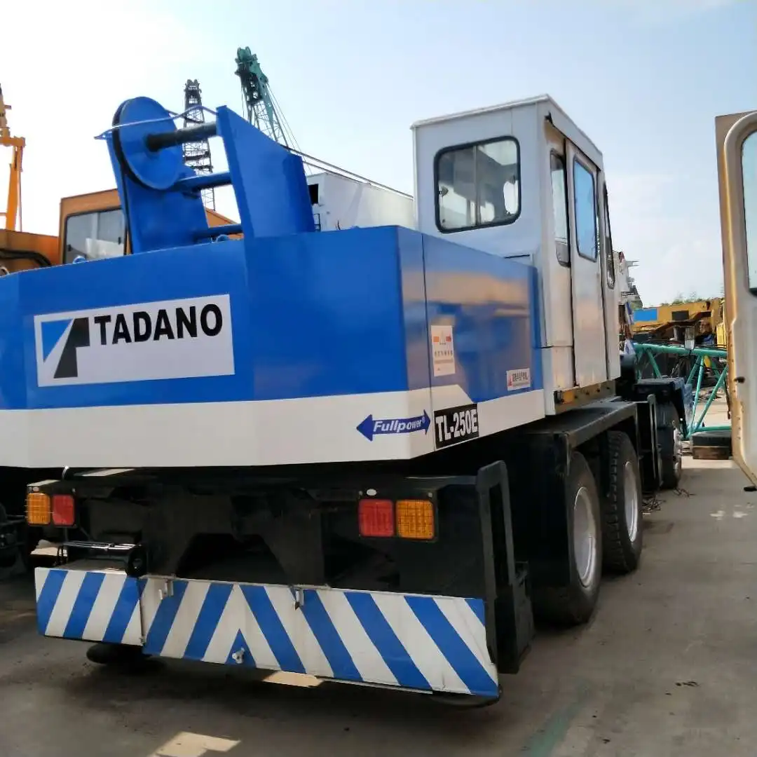 Truck Crane 25 Ton Used Tadano TL-250E Truck Crane Mobile Crane 25 Tons