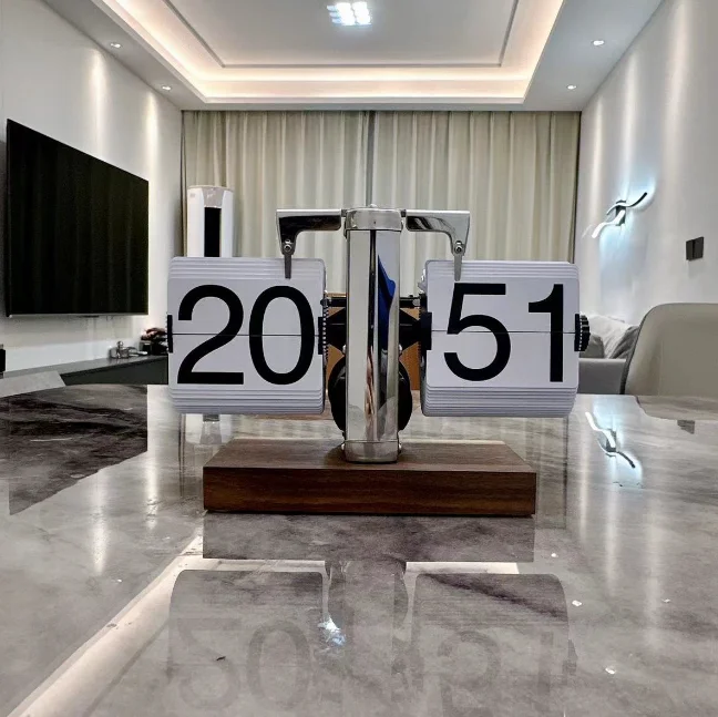 Retro Table Clock Auto Flip Desk Clock 12 Hours AM/PM Format Display Timepiece Flip Page Turning Clocks