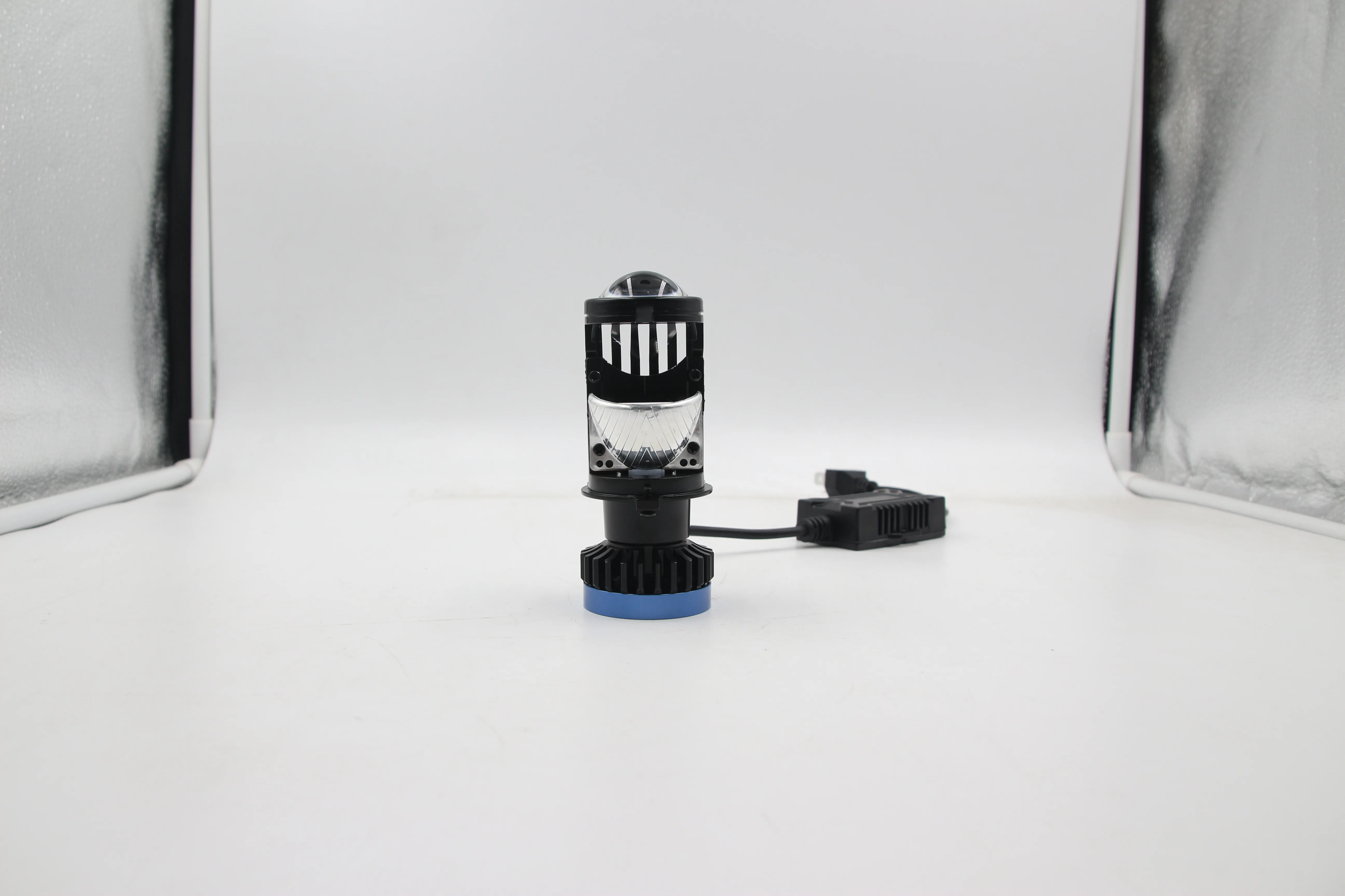 DAO Factory Direct Sales Super Bright LED Headlight Bi-beam Projector Lens Universal Cars 12 Months Hi-low Beam 1.42inch 12V/24V