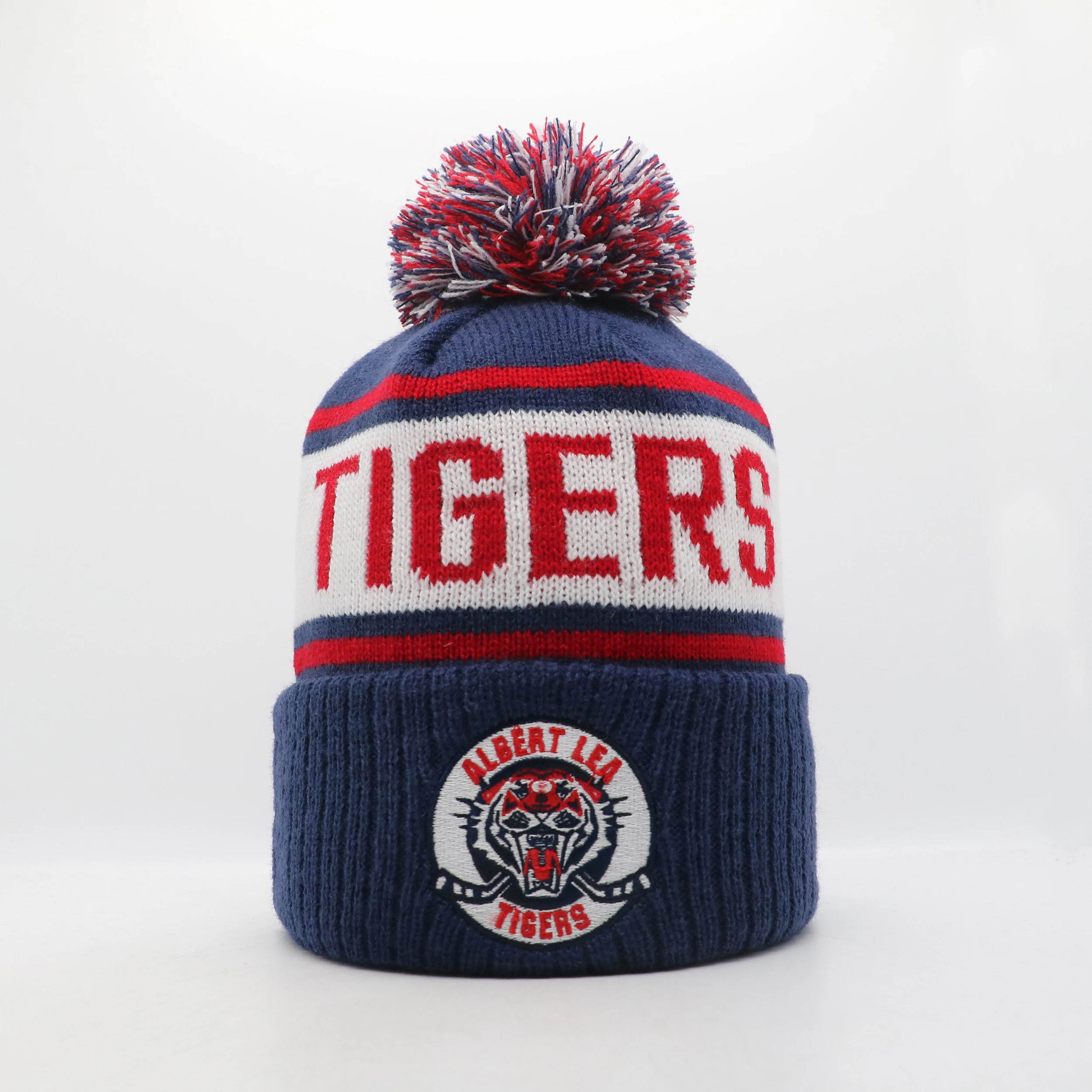 Low MOQ Custom Knitted Thick Soccer Beanies Bobble Hat With Logo Winter Hat