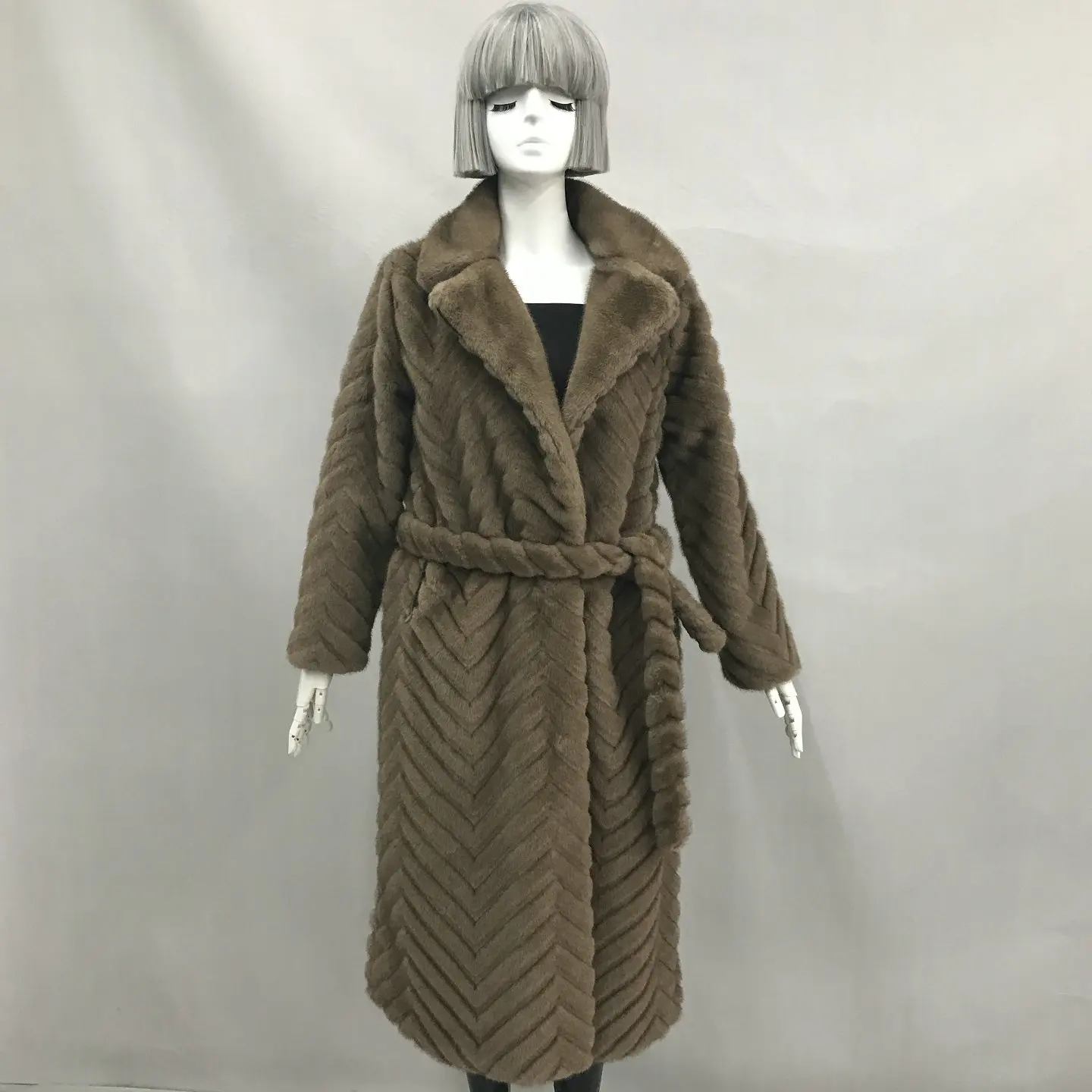 Custom Outwear Winter Wholesale Coat For Winter Wear Faux Fur Long Coat