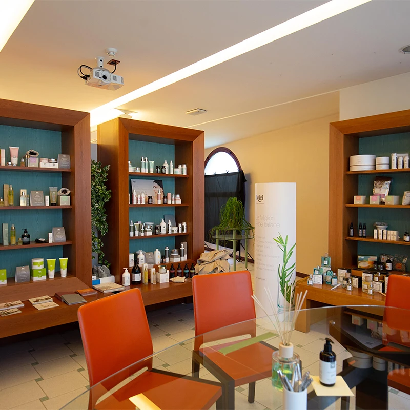 High Quality Premium Made in Italy Natural Moisturizing Paste delicate highly effective Ready for export