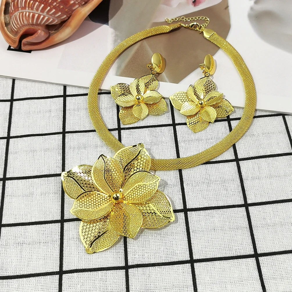3pcs Earrings Plus Necklace Dupes Luxury Jewelry Set Trendy Flower Design Plated Match Daily Outfits Party Accessories
