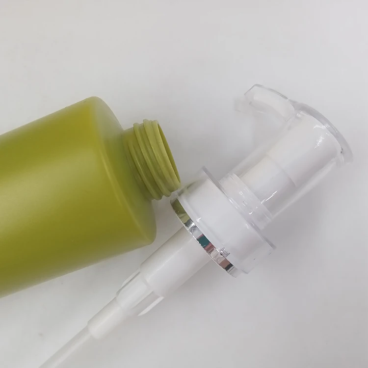 Luxury 700ml Round Square HDPE/PET Plastic Lotion Shampoo and Container Bottle with Pump Cosmetic Bottle for Hair Care Packaging