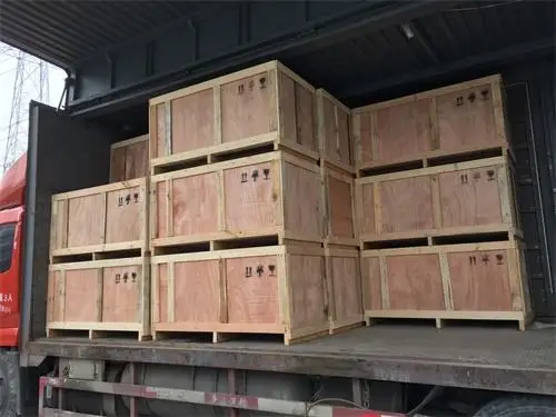 Customized Logo PU Leather Boxing Gloves Professional Training Boxing Gloves